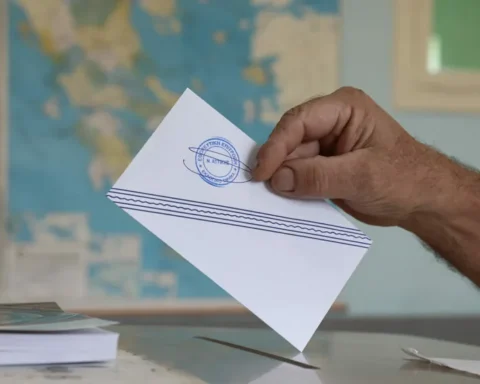 Δημοσκόπηση Metron analysis, δημοσκοπηση Mega, νεα δημοσκοπηση