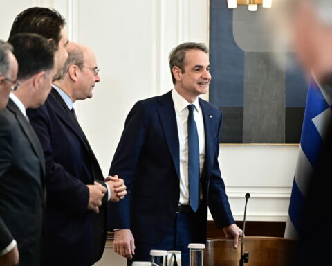 ΣΥΝΕΔΡΙΑΣΗ ΤΟΥ ΥΠΟΥΡΓΙΚΟΥ ΣΥΜΒΟΥΛΙΟΥ ΜΗΤΣΟΤΑΚΗΣ