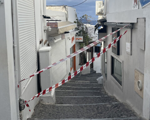 Σεισμοί στις Κυκλάδες: Έκτακτη επιχορήγηση 850 χιλιάδων ευρώ σε Σαντορίνη, Αμοργό, Ανάφη και Ίο