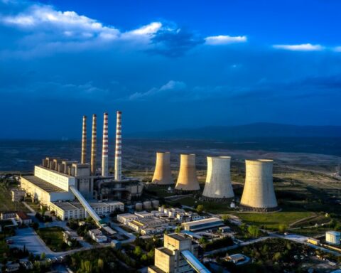 ΔΕΗ: Από τον λιγνίτη στην πράσινη ενέργεια και τα data centers