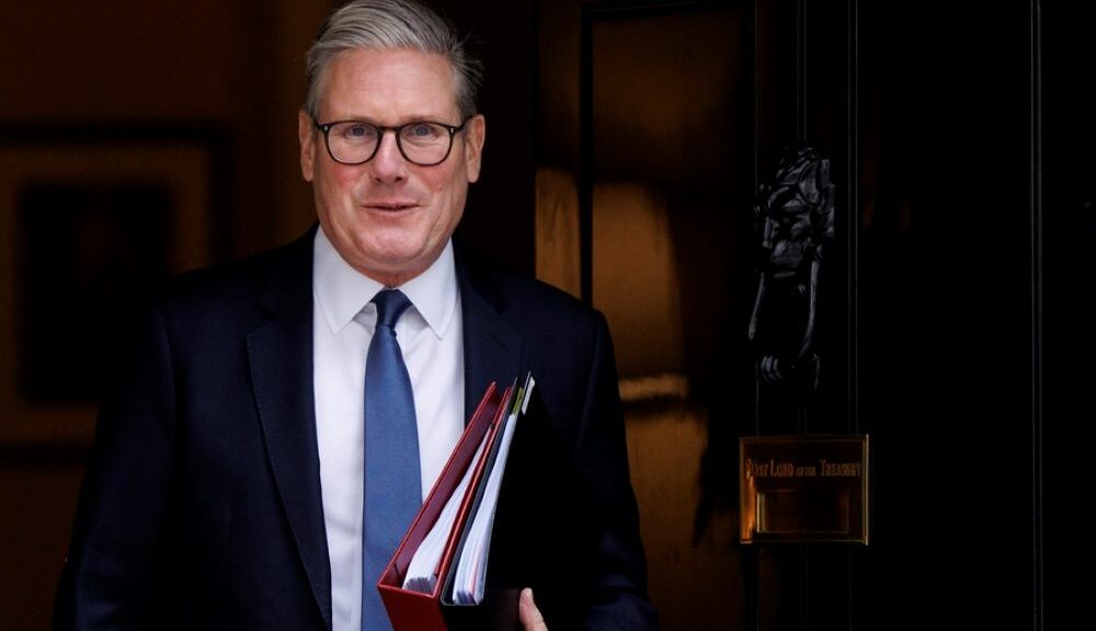 Η Βρετανία παραχωρεί στις ΗΠΑ βάσεις