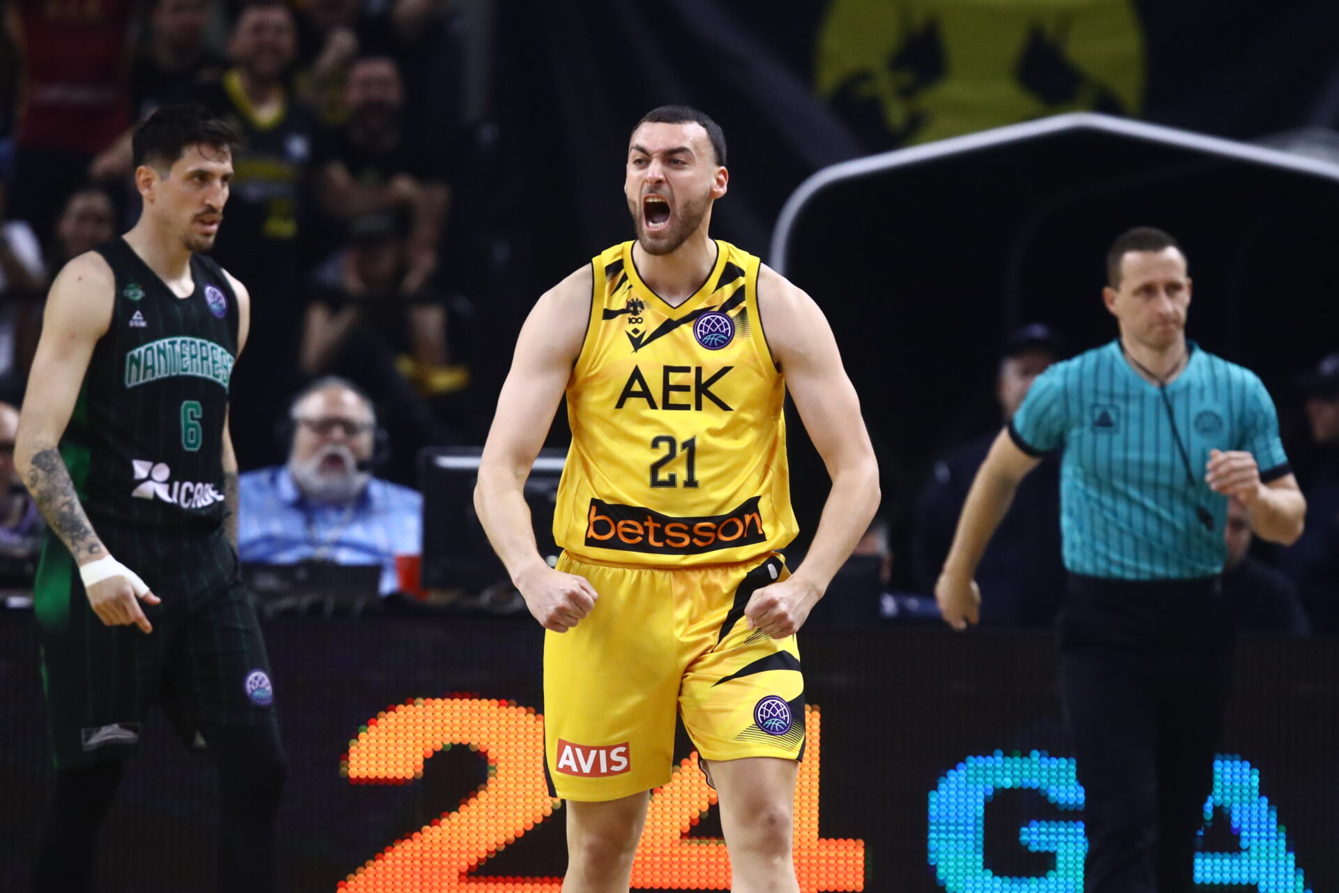ΑΕΚ-Ναντέρ 104-69