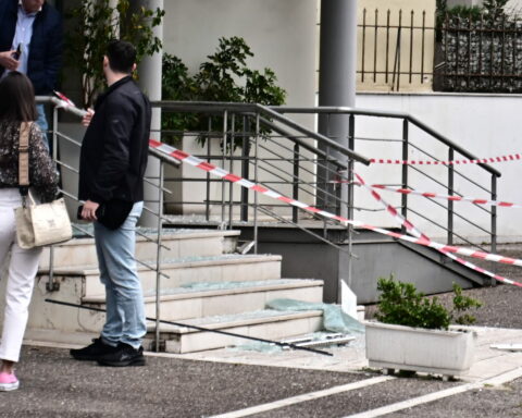 Μαφιόζικη εκτέλεση στο Χαλάνδρι: Γάζωσαν το θύμα με Καλάσνικοφ