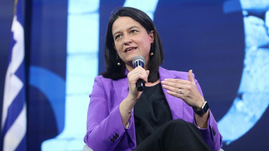 Κεραμέως: Αυξημένες και νωρίτερα του προβλεπόμενου οι συντάξεις Ιανουαρίου