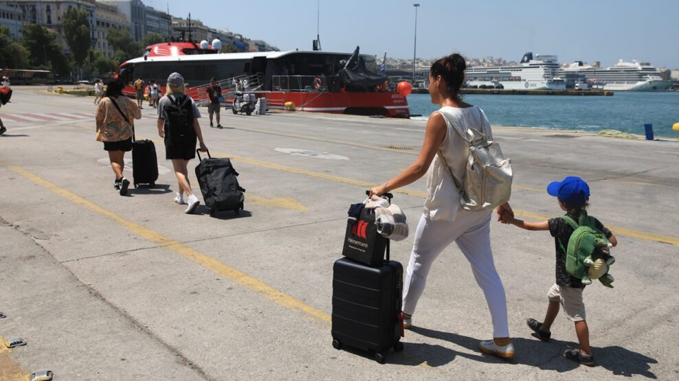 ΤΟΥΡΙΣΜΟΣ ΠΛΟΙΑ ΕΠΙΒΑΤΕΣ