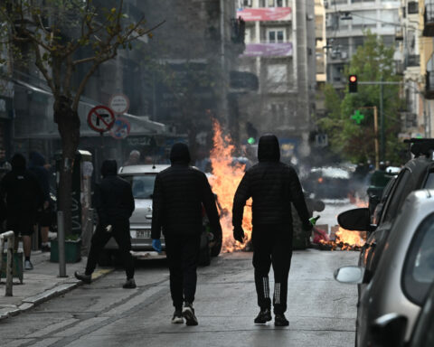 ΕΠΕΙΣΟΔΙΑ ΕΞΑΡΧΕΙΑ ΜΑΤ