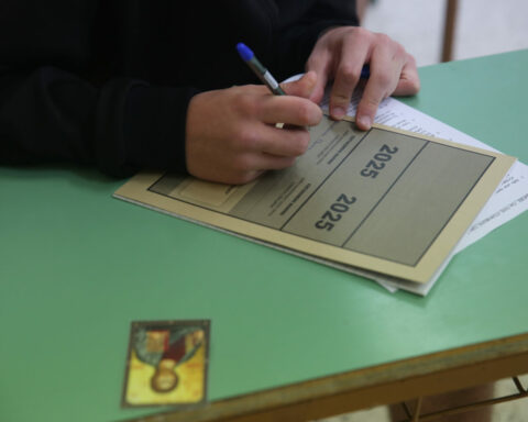 ΠΑΝΕΛΛΑΔΙΚΕΣ ΕΞΕΤΑΣΕΙΣ