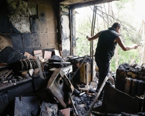 Νέα μαζική ρωσική επίθεση εναντίον της Ουκρανίας με τουλάχιστον 9 νεκρούς