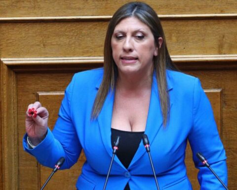 Ζωή Κωνσταντοπούλου