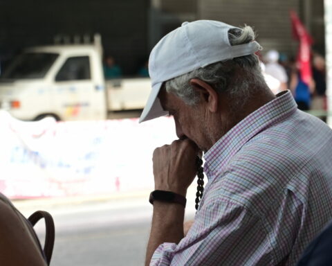 ΣΥΝΤΑΞΙΟΥΧΟΙ