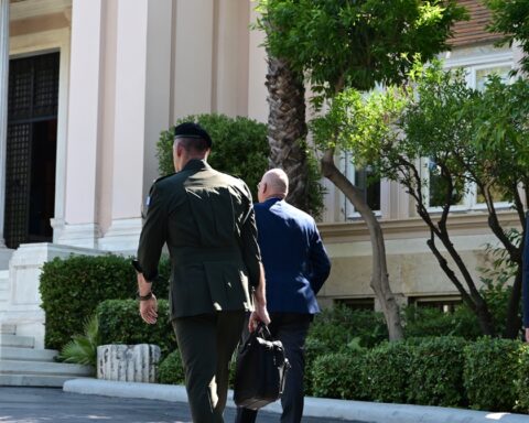 ΔΕΝΔΙΑΣ ΚΥΣΕΑ