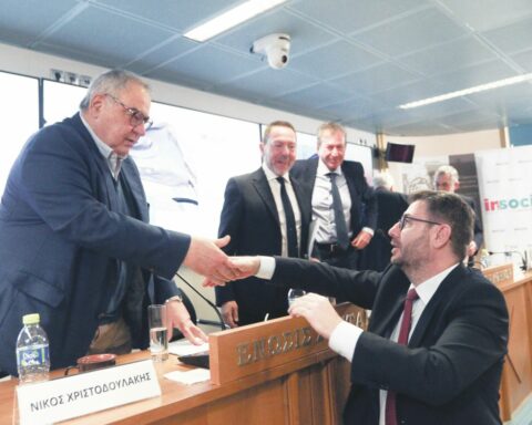 Νίκος Χριστοδουλάκης Νίκος Ανδρουλάκης ΠΑΣΟΚ