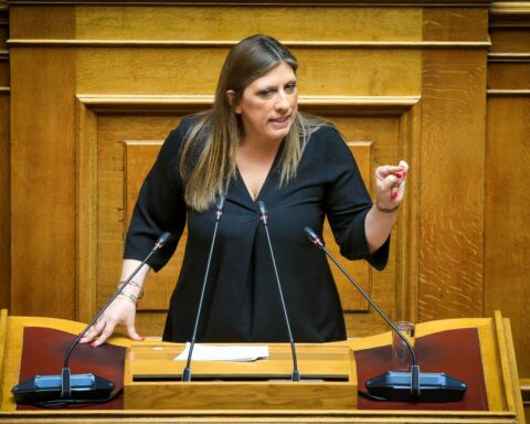 Ζωή Κωνσταντοπούλου