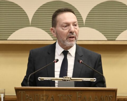 Στουρνάρας ευρώ