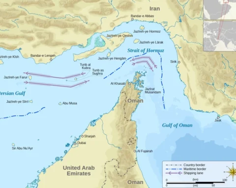 Γιατί τα Στενά του Ορμούζ βρίσκονται στο επίκεντρο της γεωπολιτικής σκακιέρας