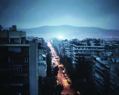 Κίνδυνος μπλακ άουτ εν μέσω ακραίου καύσωνα