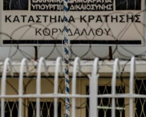 Έφοδος της ΕΛ.ΑΣ. στις φυλακές Κορυδαλλού: