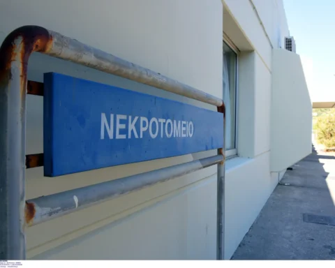 Έφοδος στην Ιατροδικαστική Αθηνών από τους αδιάφθορους
