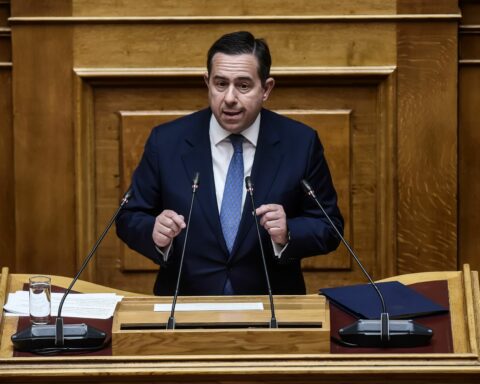 Μηταράκης Βουλή