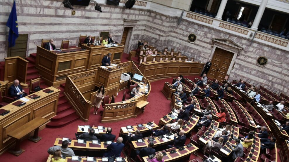 Βουλή - ΟΠΕΚΕΠΕ: Οξείες αντιπαραθέσεις