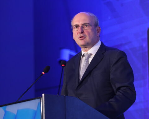 Χατζηδάκης για μεταναστευτικό: 