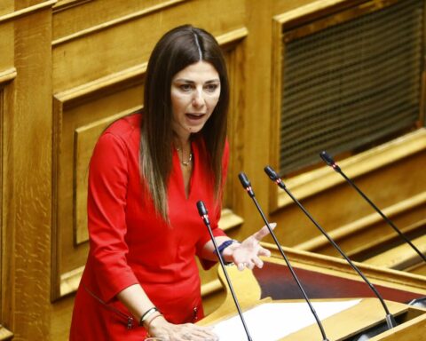 Ζαχαράκη για Μονή Σινά: