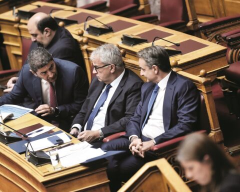 ΜΗΤΣΟΤΑΚΗΣ ΑΥΓΕΝΑΚΗΣ