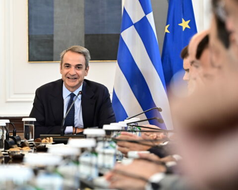 ΥΠΟΥΡΓΙΚΟ ΣΥΜΒΟΥΛΙΟ ΜΗΤΣΟΤΑΚΗΣ