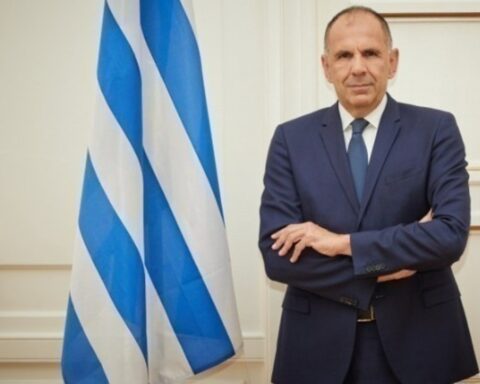 Γεραπετρίτης: Η Ελλάδα δεν πρόκειται να δεχθεί παραβίαση κυριαρχικών δικαιωμάτων