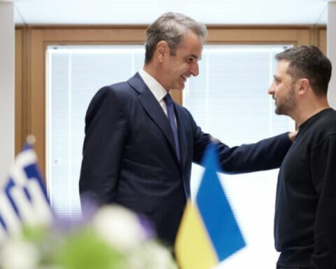 Στην Αθήνα την Κυριακή ο Ζελένσκι - Συναντήσεις με Μητσοτάκη και Τασούλα