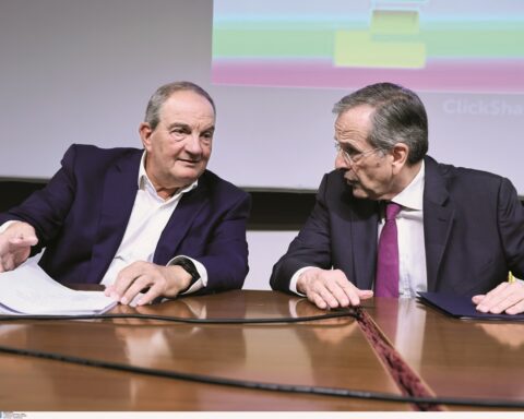 ΚΑΡΑΜΑΝΛΗΣ ΣΑΜΑΡΑς