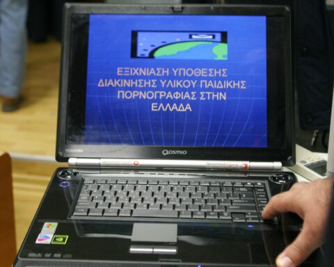 ΠΑΙΔΙΚΗ ΠΟΡΝΟΓΡΑΦΙΑ
