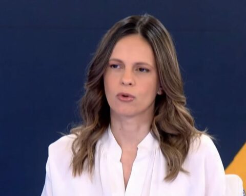 Έφη Αχτσιόγλου