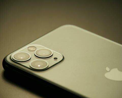 iPhone 17