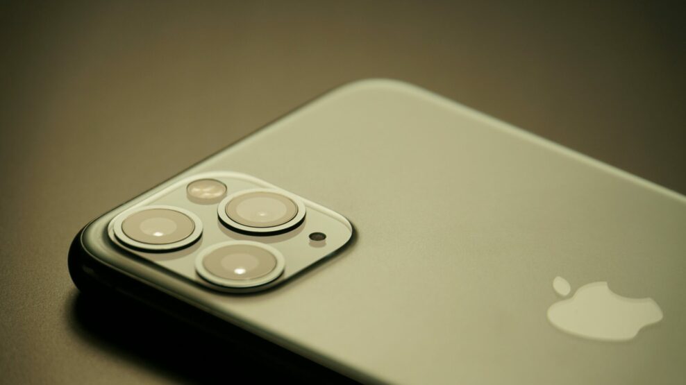 iPhone 17