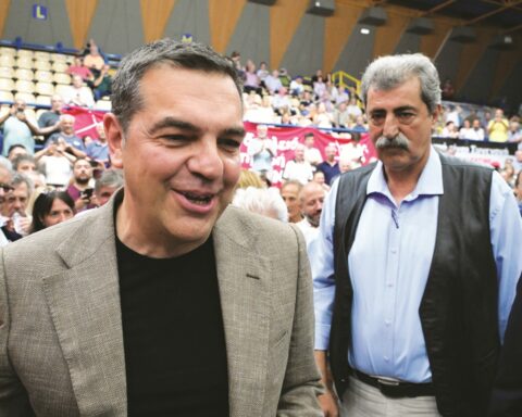 ΤΣΙΠΡΑΣ ΠΟΛΑΚΗΣ