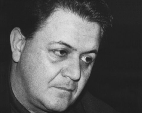 ΜΑΝΟΣ ΧΑΤΖΙΔΑΚΗΣ