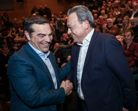 ΤΣΙΠΡΑΣ ΦΑΜΕΛΛΟΣ