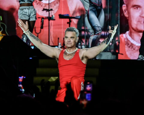 συναυλία robbie williams καλλιμάρμαρο