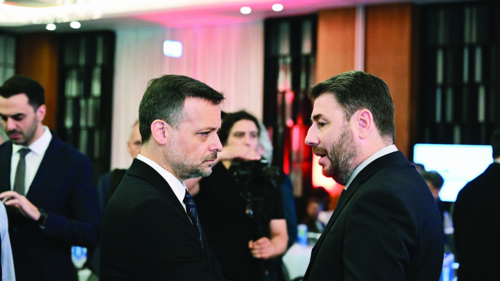 ΑΝΔΡΟΥΛΑΚΗΣ ΔΟΥΚΑΣ