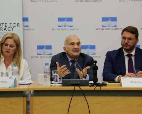 Συζήτηση στρογγυλής τραπέζης