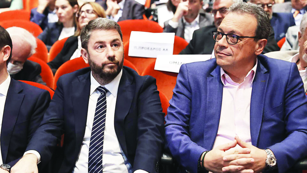 ΑΝΔΡΟΥΛΑΚΗΣ ΦΑΜΕΛΛΟΣ