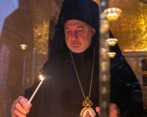 ΑΡΧΙΕΠΙΣΚΟΠΟΣ ΑΜΕΡΙΚΗΣ ΕΛΠΙΔΟΦΟΡΟΣ