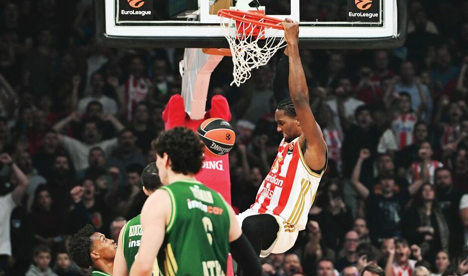 ΠΑΝΑΘΗΝΑΙΚΟΣ ΕΡΥΘΡΟΣ ΑΣΤΕΡΑΣ