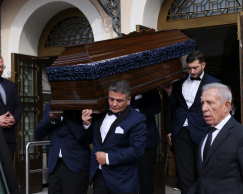 ΚΗΔΕΙΑ ΔΗΜΗΤΡΗ ΣΤΑΜΑΤΗ