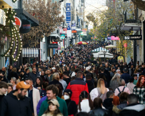 ΧΡΙΣΤΟΥΓΕΝΝΑ ΑΓΟΡΑ