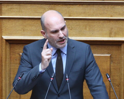 ΜΑΡΚΟΠΟΥΛΟΣ