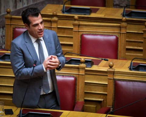 ΠΛΕΥΡΗΣ ΘΑΝΟΣ