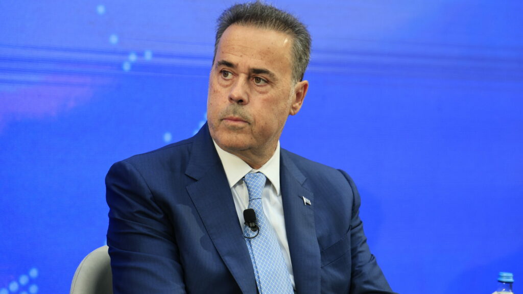 Παπασταύρου: