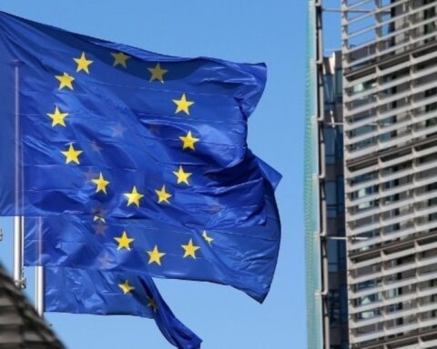 Χωρίς επίσημη ενημέρωση